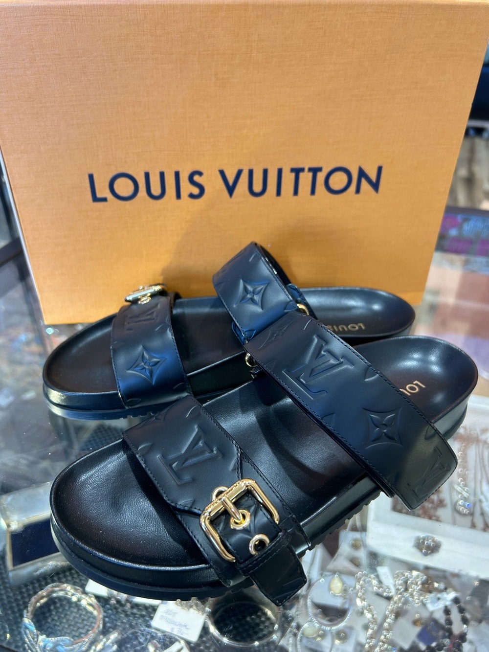 Louis Vuitton Bom Dia Flat Comfort Mule